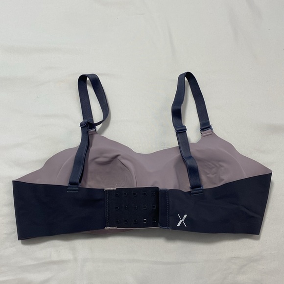 KNIX Padded Wireless Evolution Bra, Size Medium - Picture 2 of 7